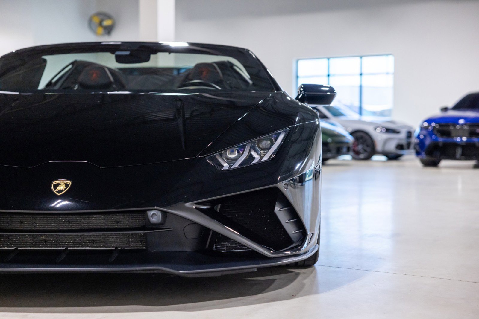 Used 2020 Lamborghini Huracan EVO image 21
