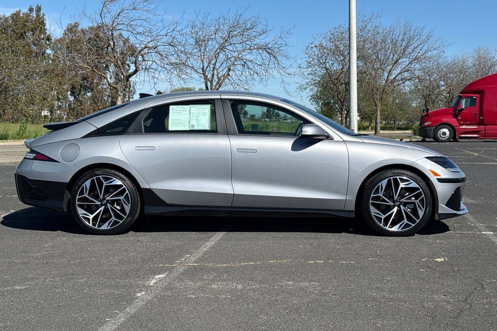 Used 2023 Hyundai Ioniq 6 SEL AWD/4WD image 3