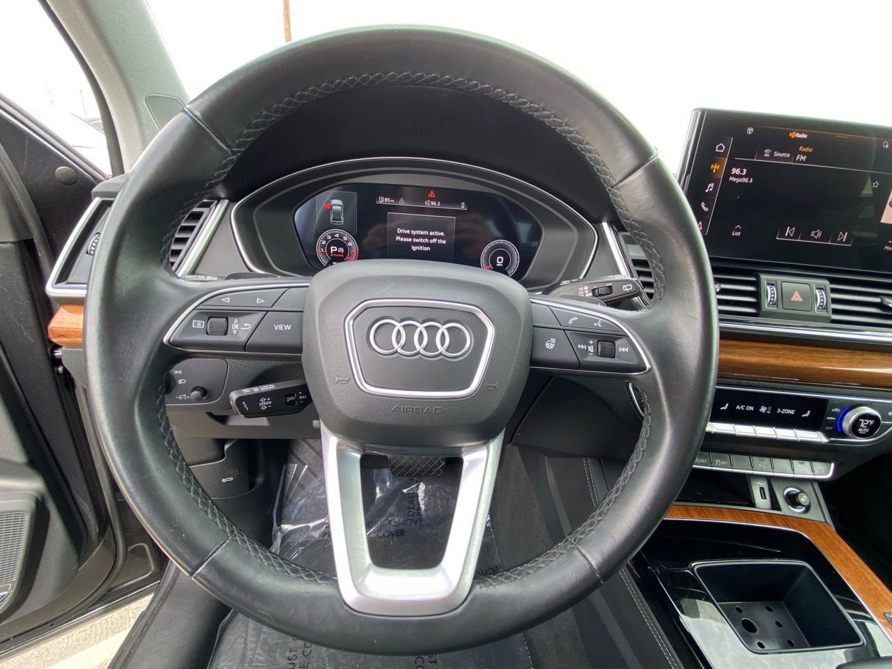 Used 2023 Audi Q5 2.0T Premium Plus AWD/4WD image 16