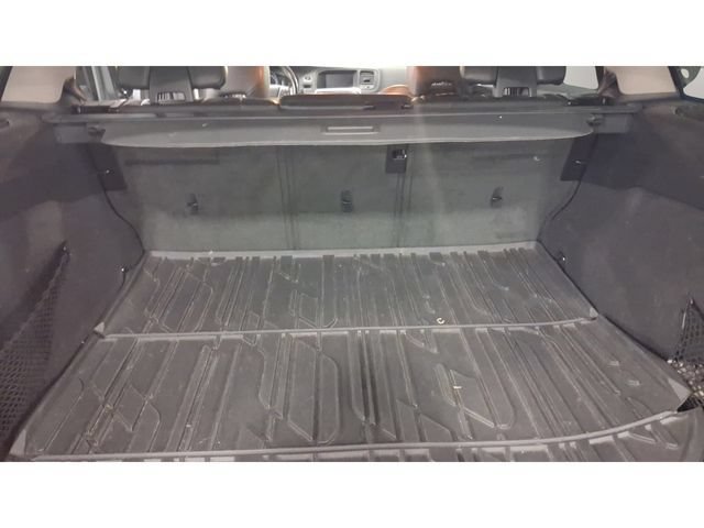 Used 2018 Volvo V60 T5 Dynamic w/ Vision Package FWD image 21