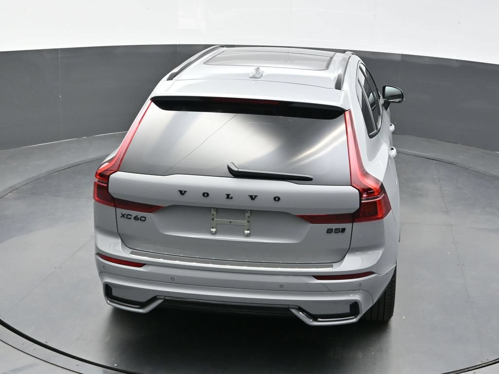 New 2026 Volvo XC60 B5 Ultra w/ Climate Package AWD/4WD image 32