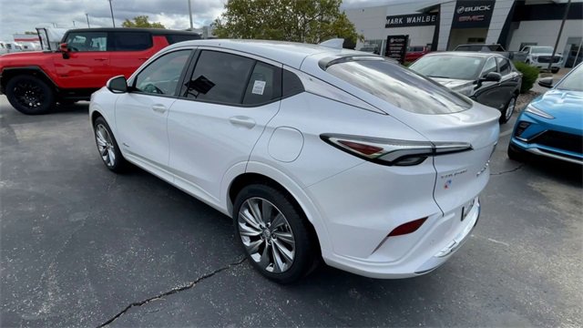 New 2025 Buick Envista Avenir image 8