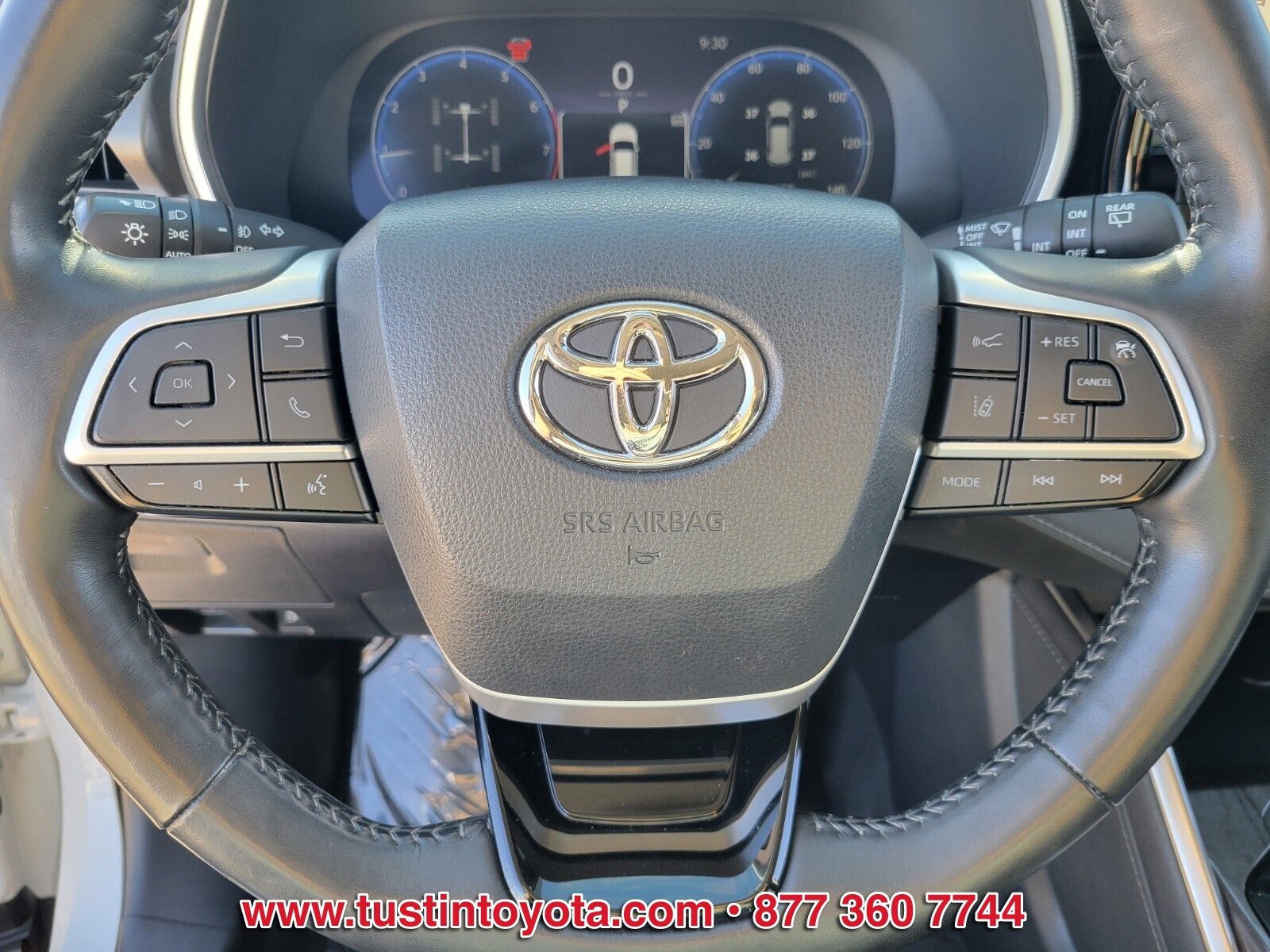 Used 2023 Toyota Highlander Limited image 21