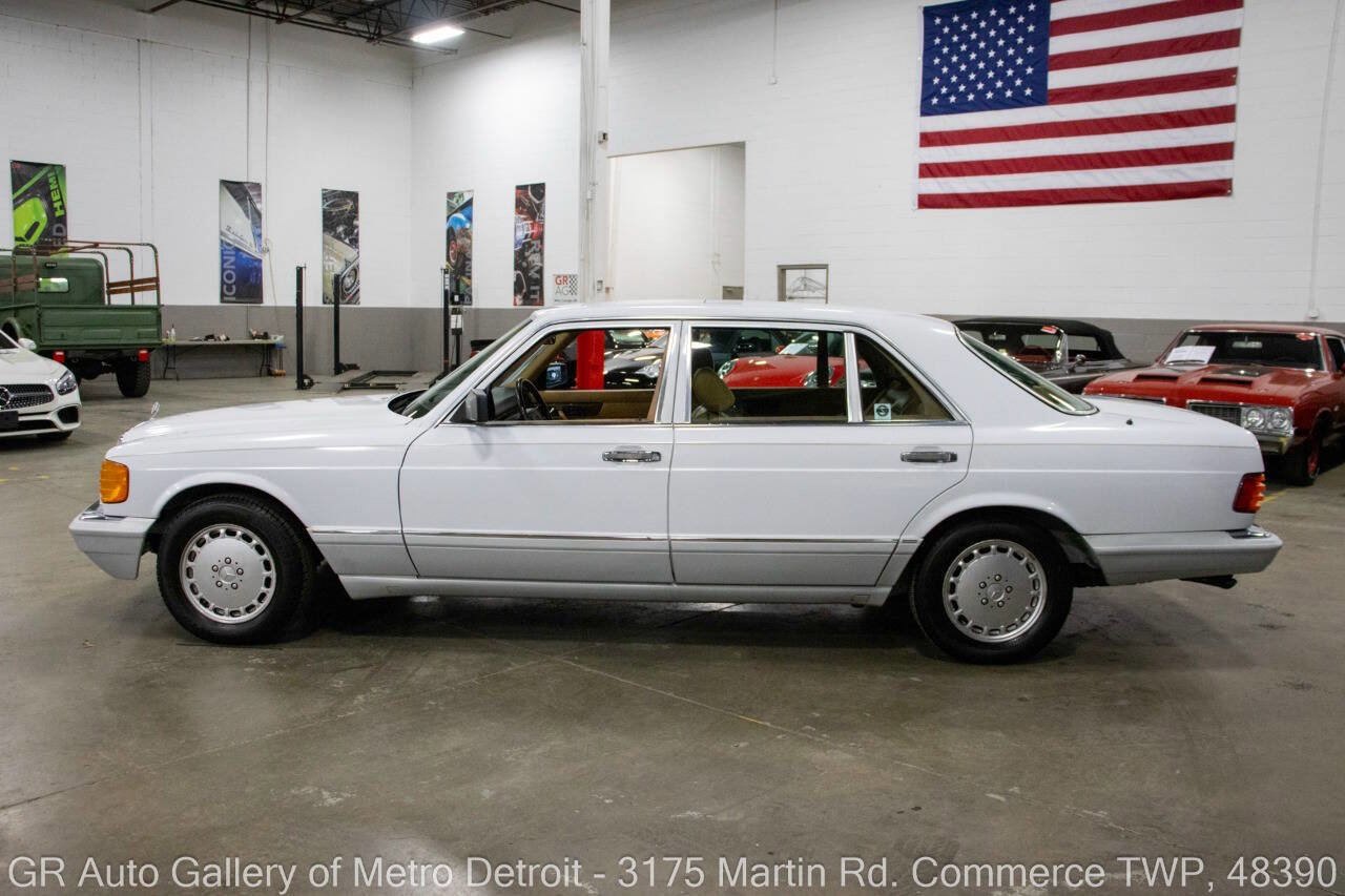 Used 1991 Mercedes-Benz 560 SEL 560 SEL 4dr Sedan image 3