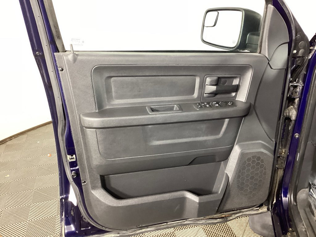 Used 2012 RAM 1500 ST w/ SXT Appearance Group image 15