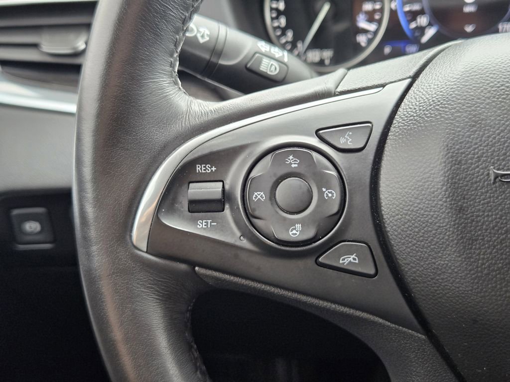 Used 2021 Buick Enclave Avenir w/ Avenir Technology Package FWD image 27