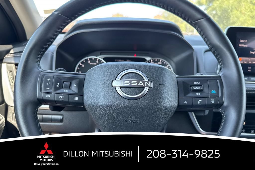 Used 2025 Nissan Rogue SV AWD/4WD image 27
