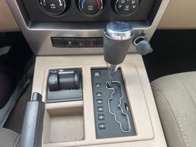 Used 2010 Jeep Liberty Sport image 13