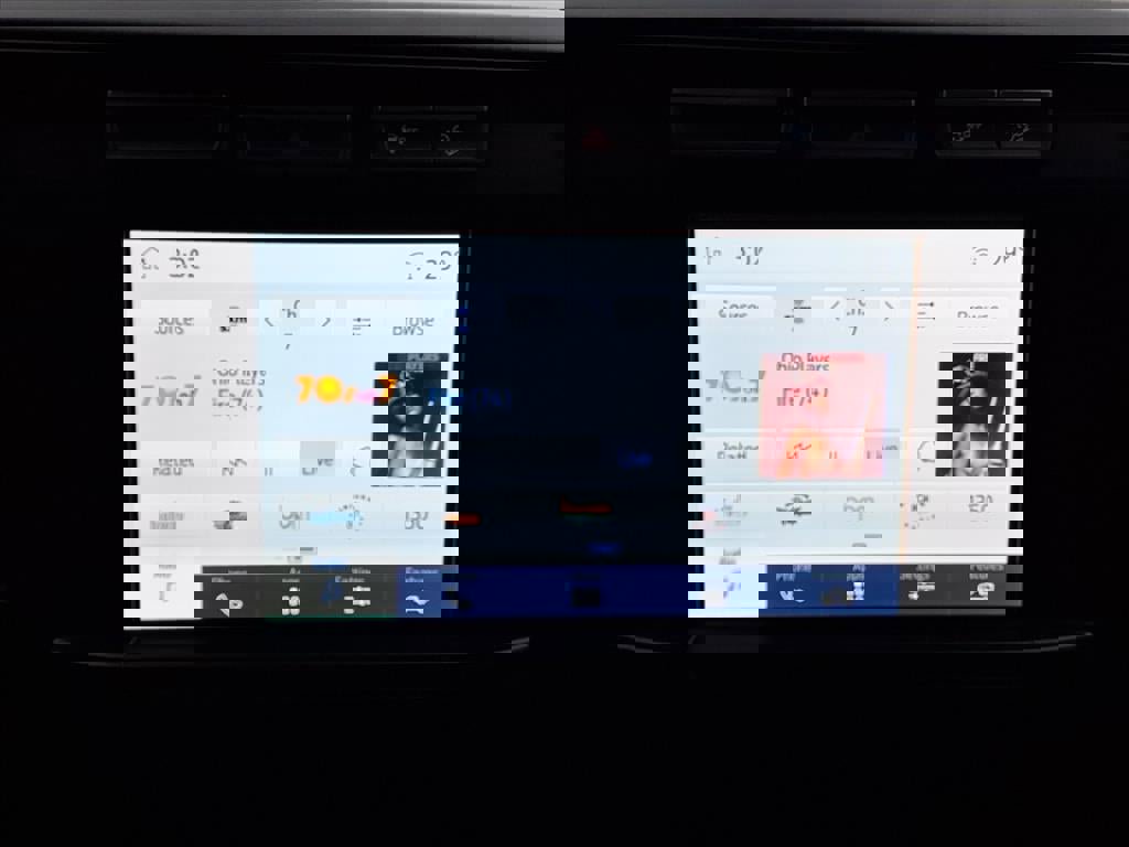 Used 2024 Ford F250 XLT w/ FX4 Off-Road Package image 16