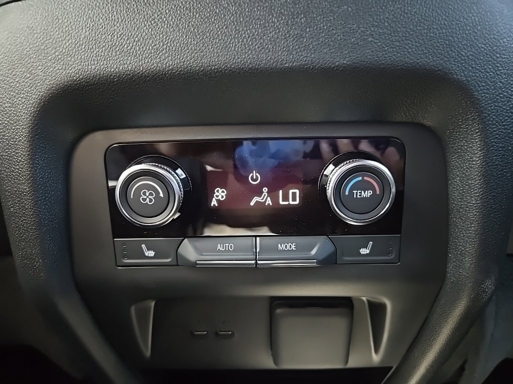 New 2026 Buick Enclave Avenir w/ Super Cruise Package AWD/4WD image 56