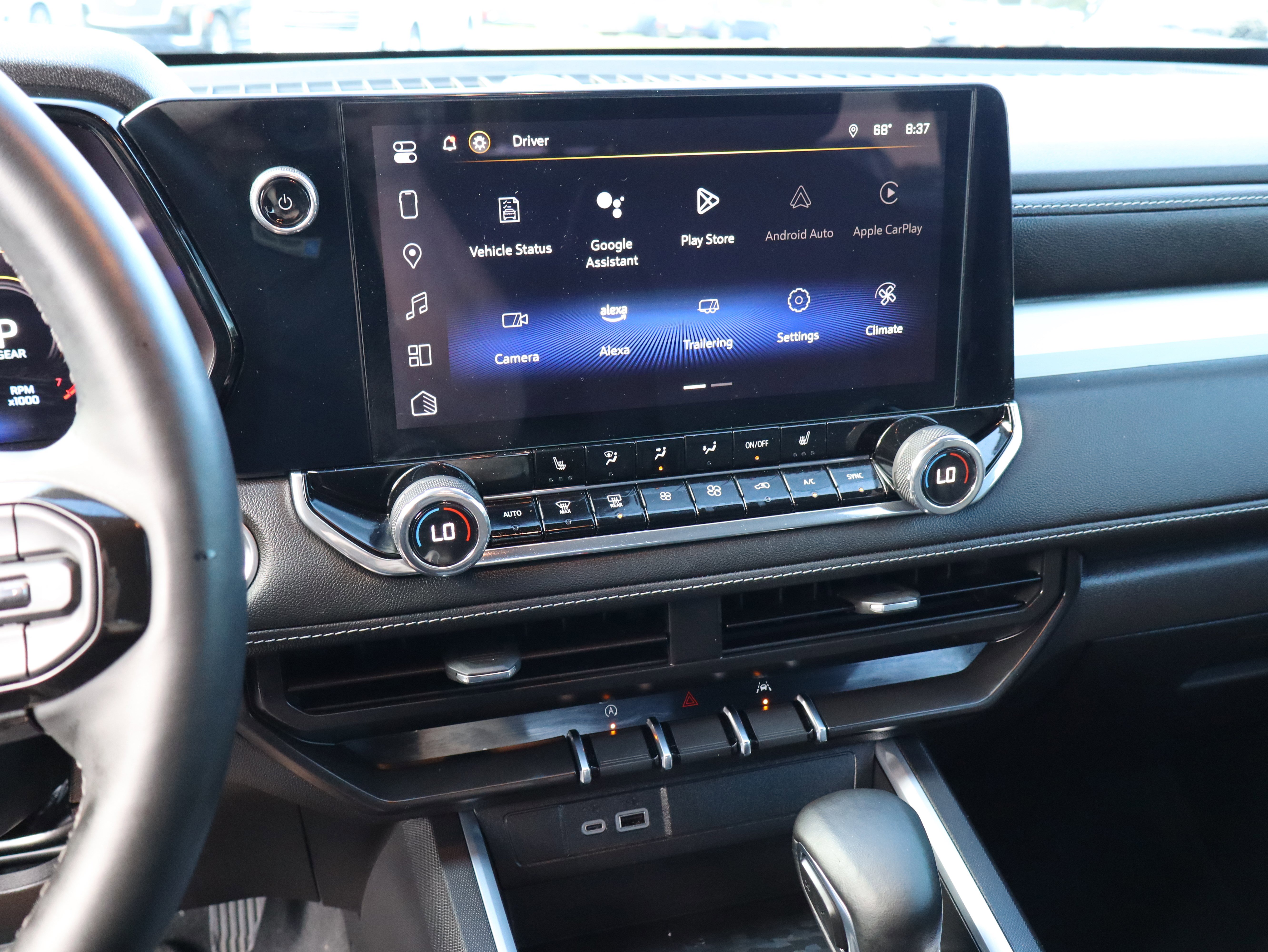 Used 2024 Chevrolet Colorado LT w/ LT Convenience Package III image 29