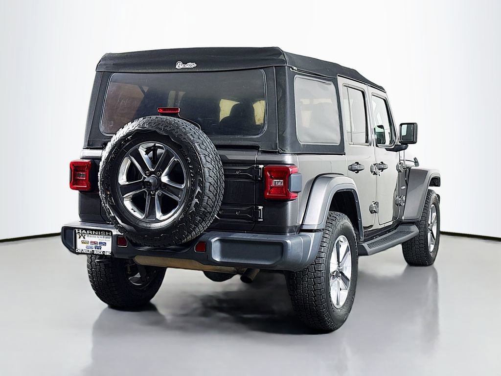 Used 2019 Jeep Wrangler Unlimited Sahara image 9