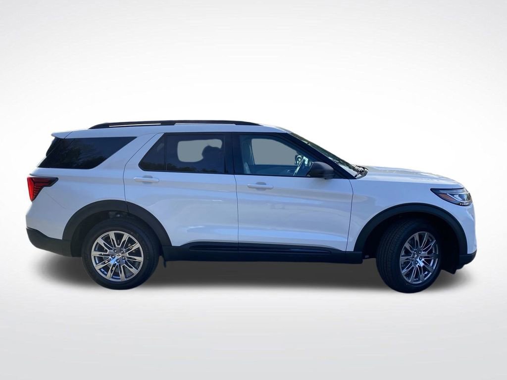 New 2026 Ford Explorer Active image 2