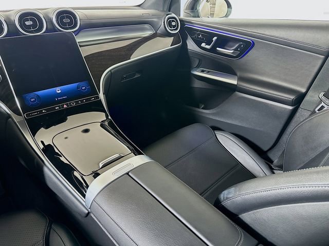 Used 2023 Mercedes-Benz GLC 300 4MATIC image 24