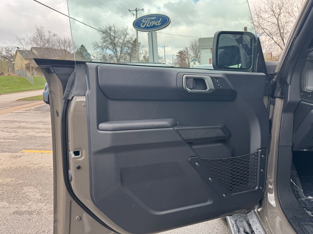 New 2026 Ford Bronco Outer Banks AWD/4WD image 16