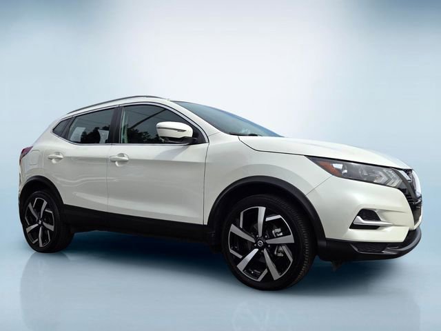 Used 2022 Nissan Rogue Sport SL AWD/4WD image 2