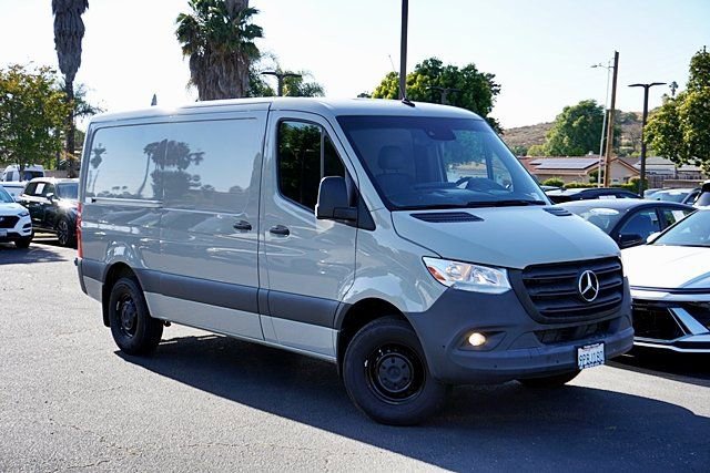 Used 2024 Mercedes-Benz Sprinter 2500 w/ Parking Package image 3