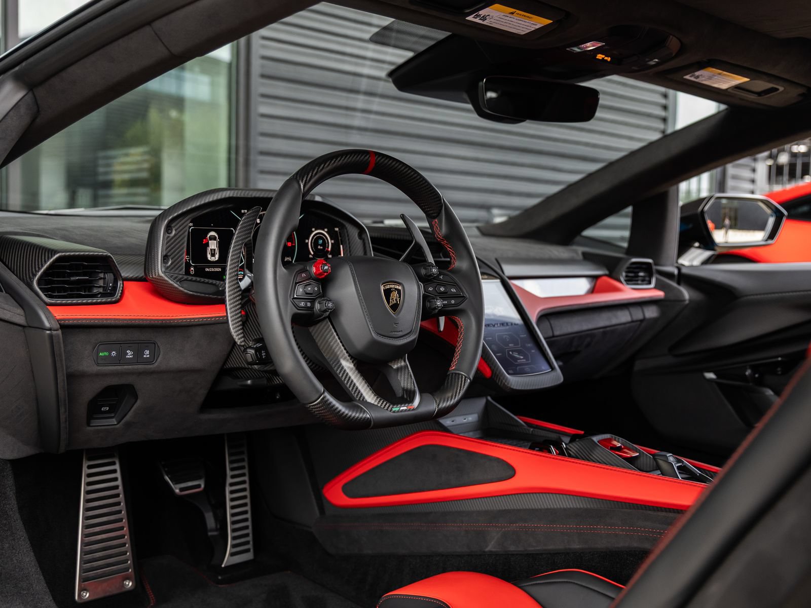 Used 2026 Lamborghini Revuelto AWD/4WD image 41