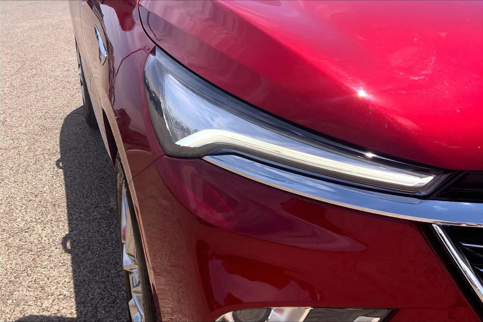 Used 2024 Buick Enclave Premium AWD/4WD image 28