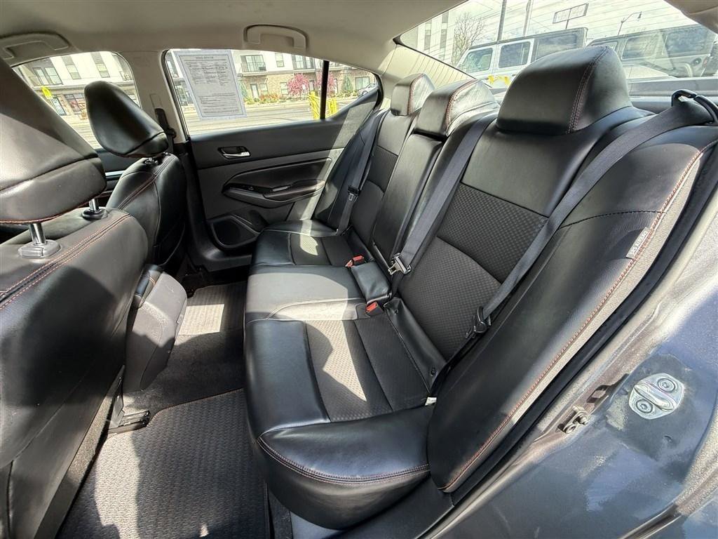 Used 2023 Nissan Altima 2.5 SR AWD/4WD image 21