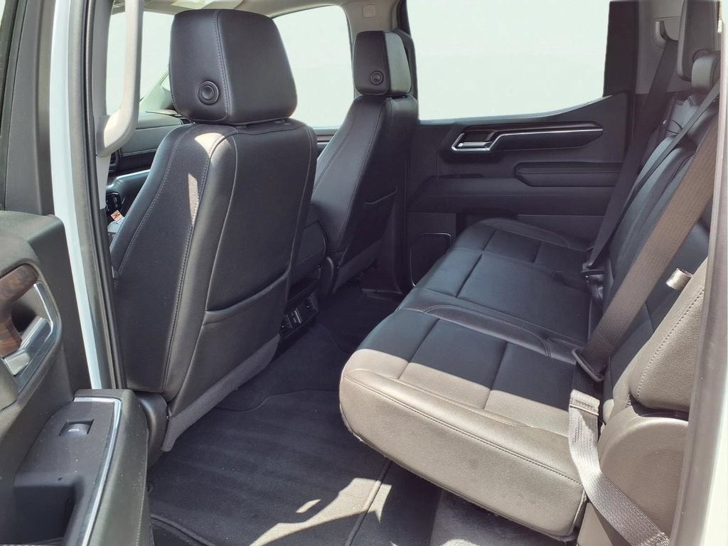 Used 2024 GMC Sierra 1500 SLT AWD/4WD image 22