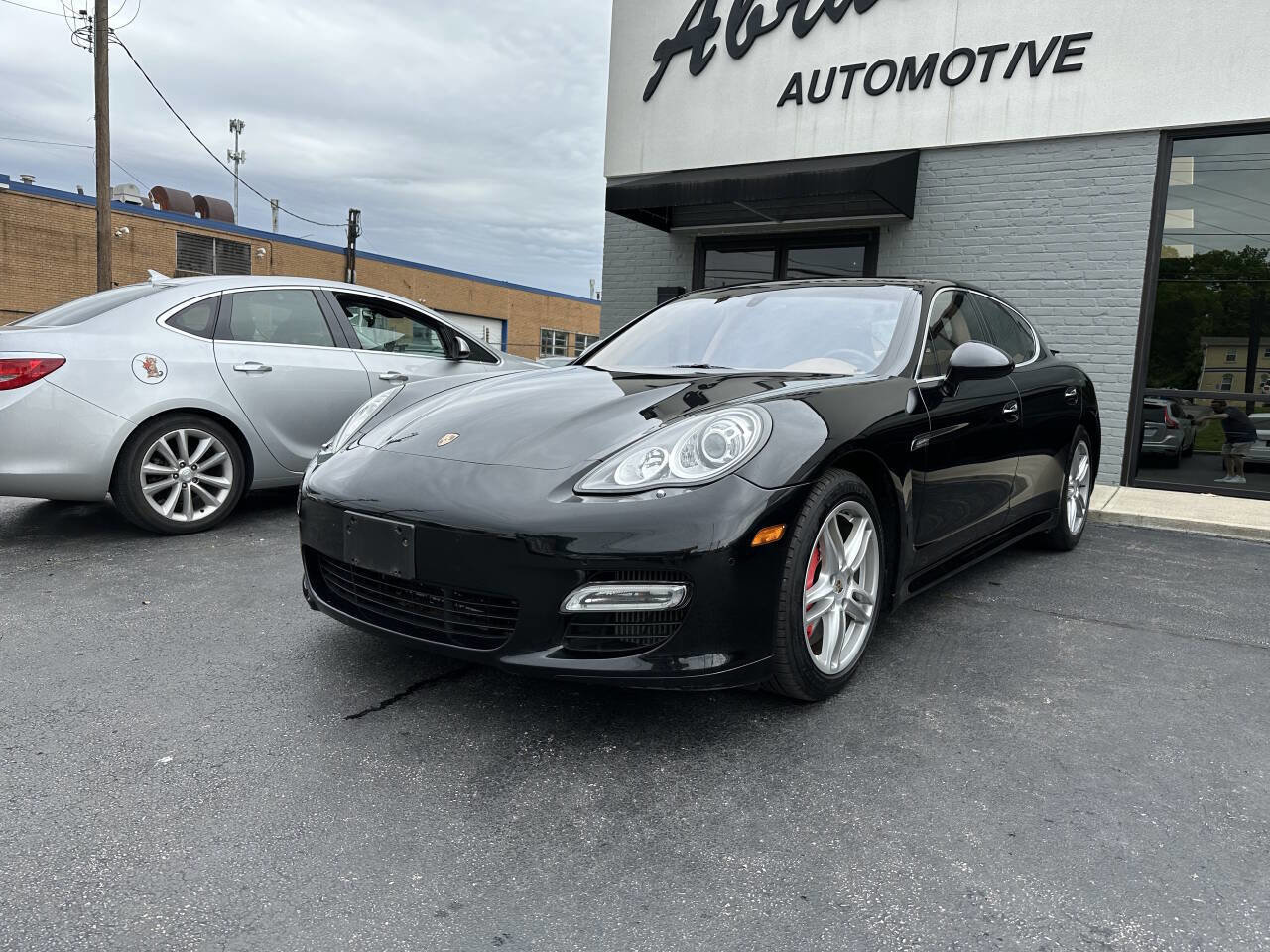 Used 2010 Porsche Panamera Turbo AWD/4WD image 2