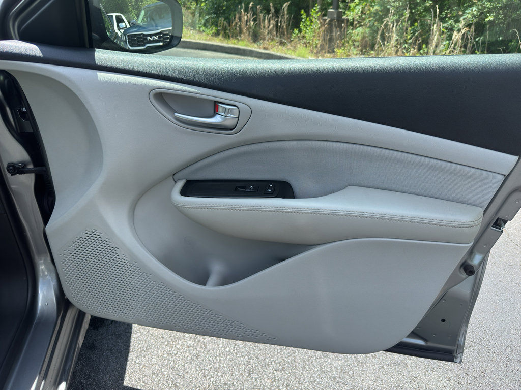 Used 2013 Dodge Dart SXT w/ Popular Equipment Group image 11