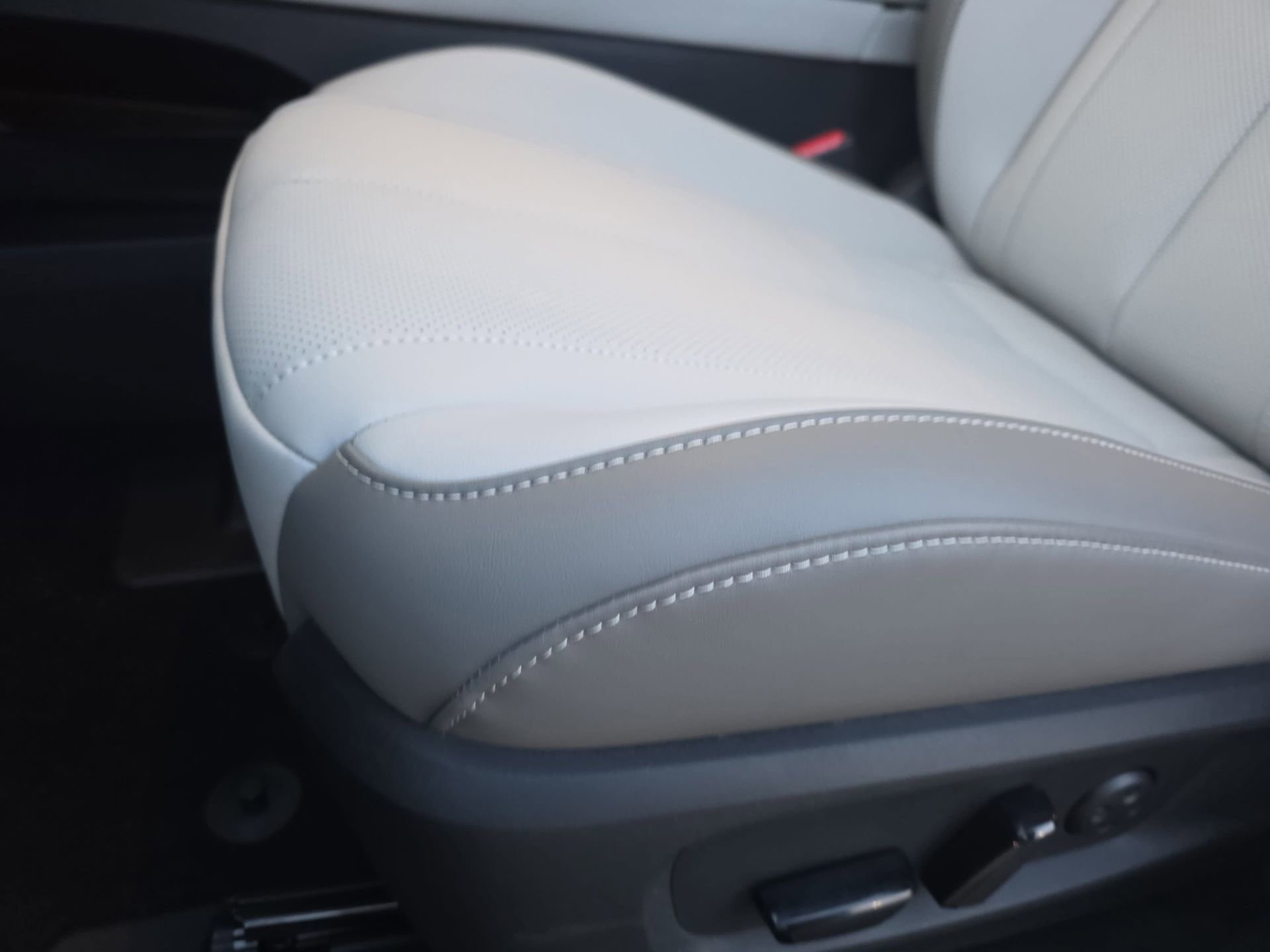 New 2026 INFINITI QX60 Luxe w/ Cargo Package image 28