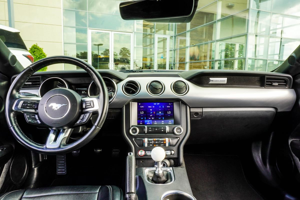 Used 2019 Ford Mustang GT RWD image 5