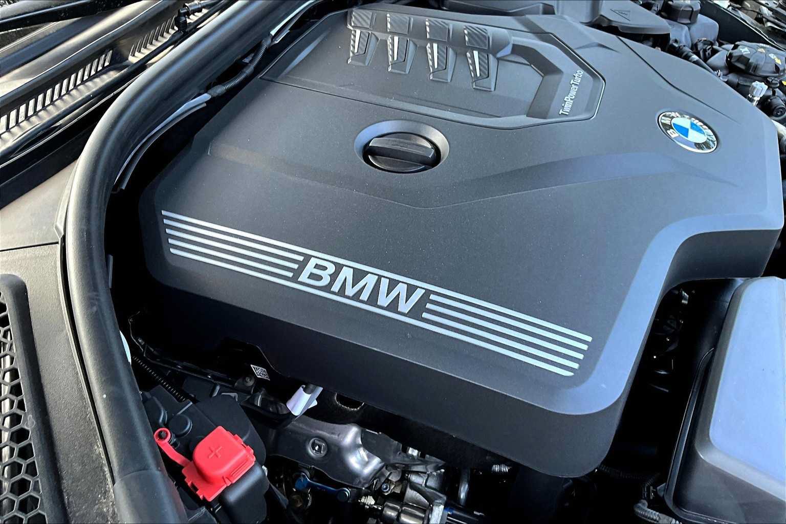 New 2025 BMW 230i Coupe w/ Premium Package RWD image 17