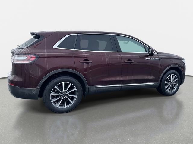 Used 2022 Lincoln Nautilus FWD image 6