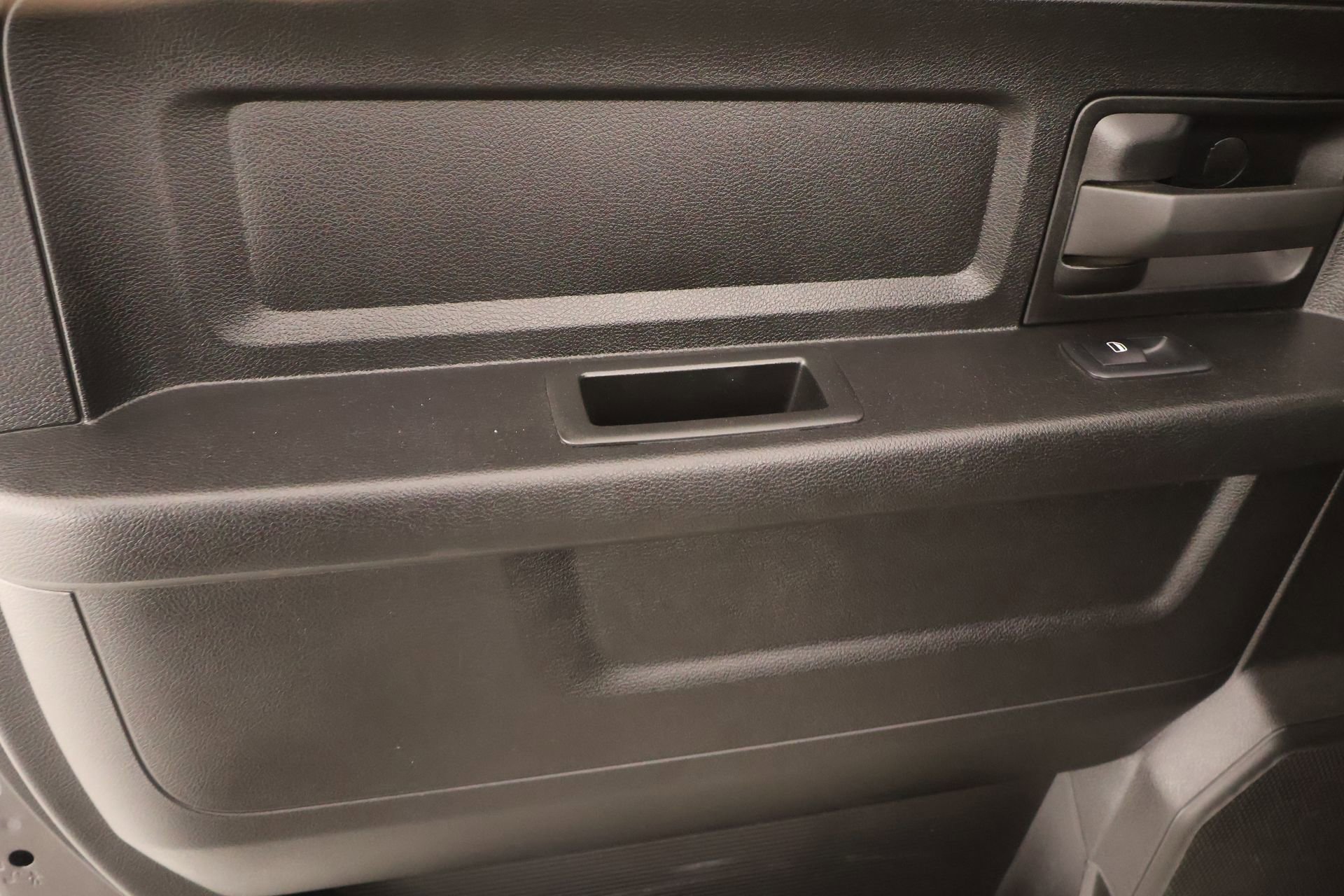 Used 2024 RAM 3500 Tradesman w/ Chrome Appearance Group image 14