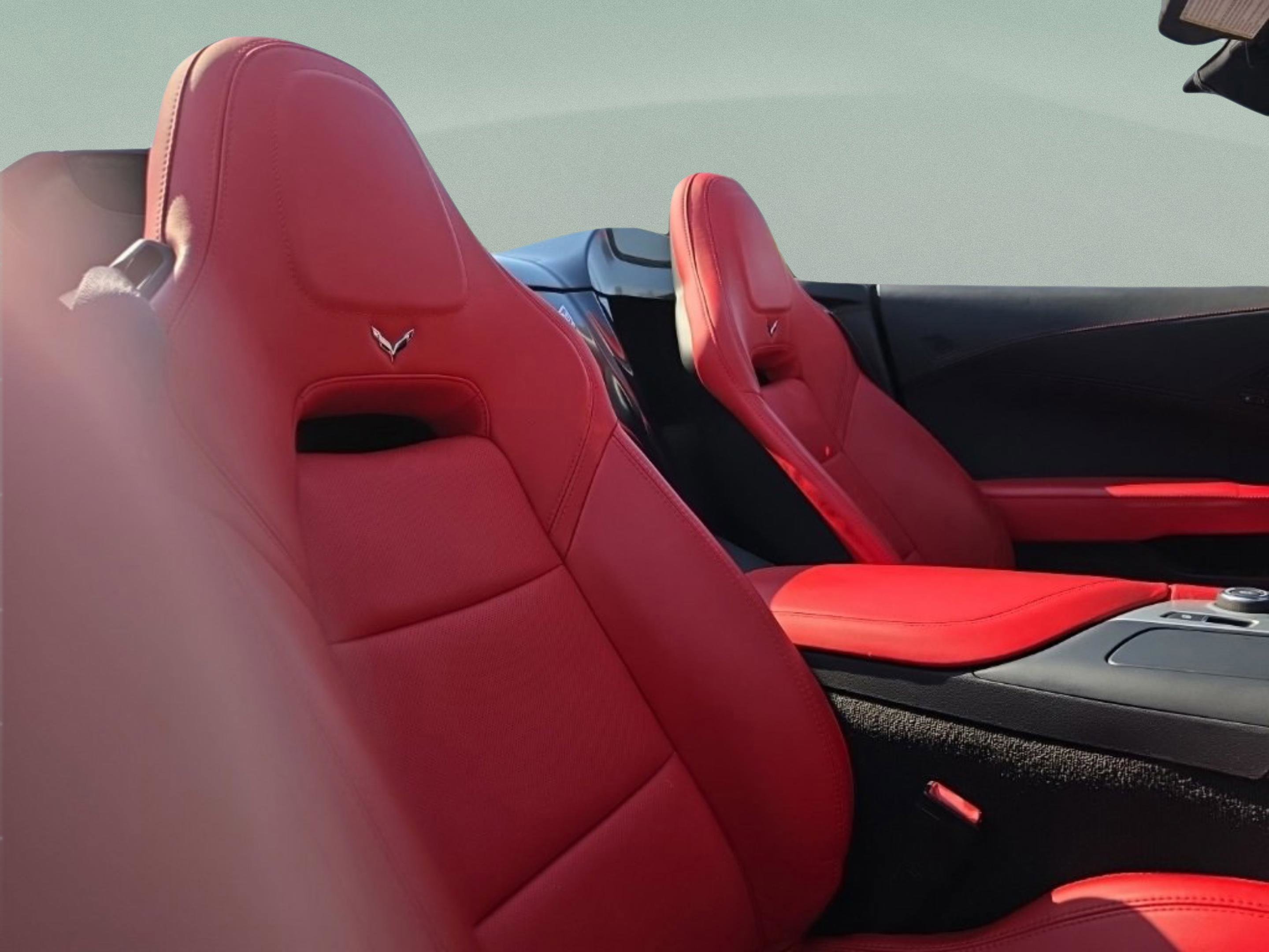 Used 2015 Chevrolet Corvette Stingray Convertible w/ 3LT Preferred Equipment Group image 26