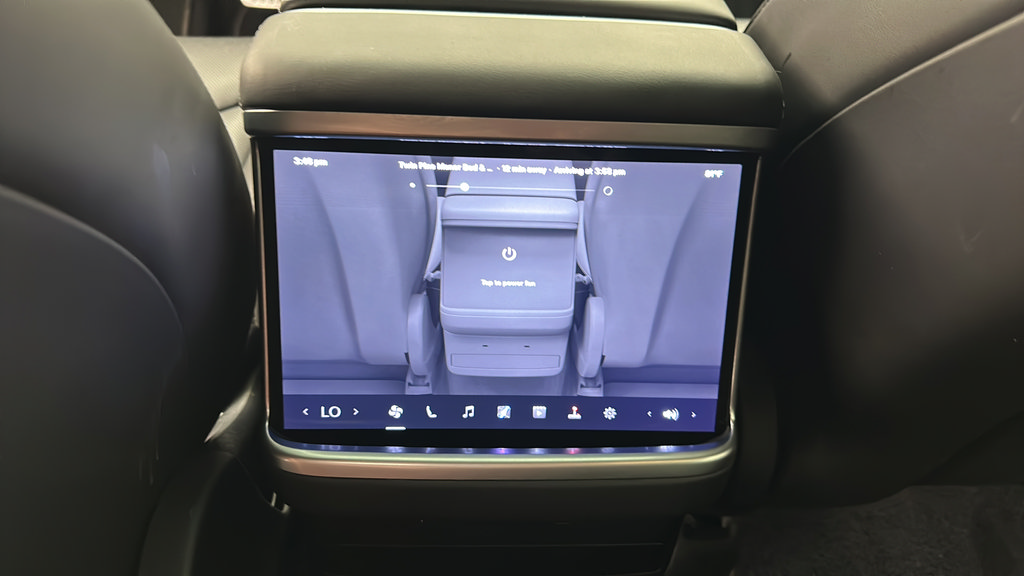 Used 2024 Tesla Model X AWD/4WD image 11
