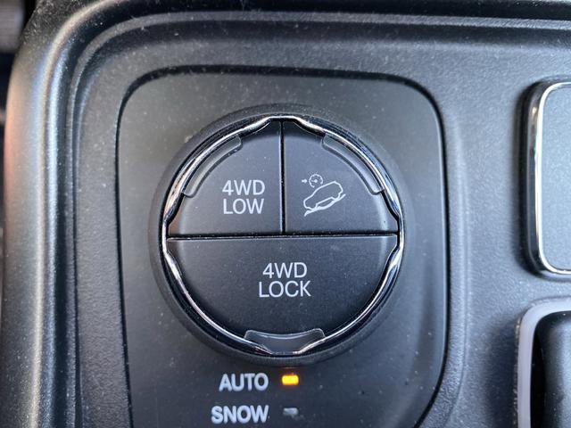 Used 2019 Jeep Compass Trailhawk image 24