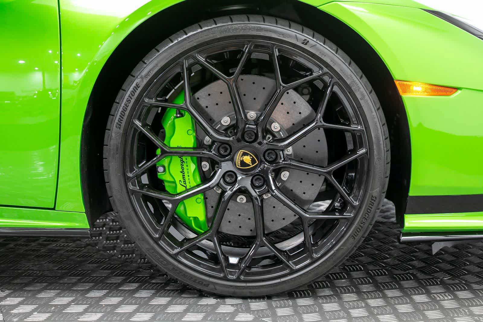 Used 2024 Lamborghini Huracan Tecnica RWD image 46