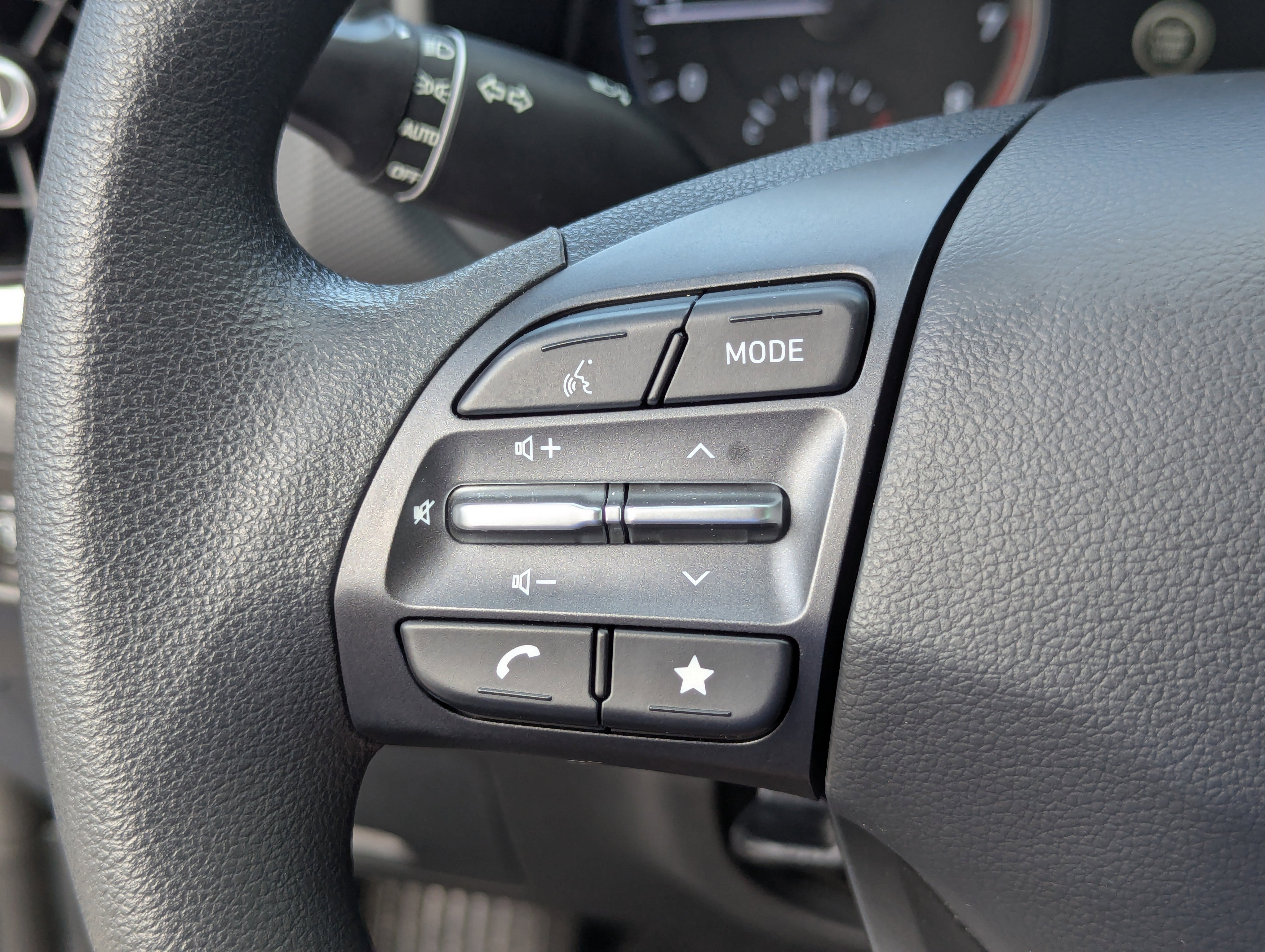 Used 2022 Hyundai Kona SEL image 29