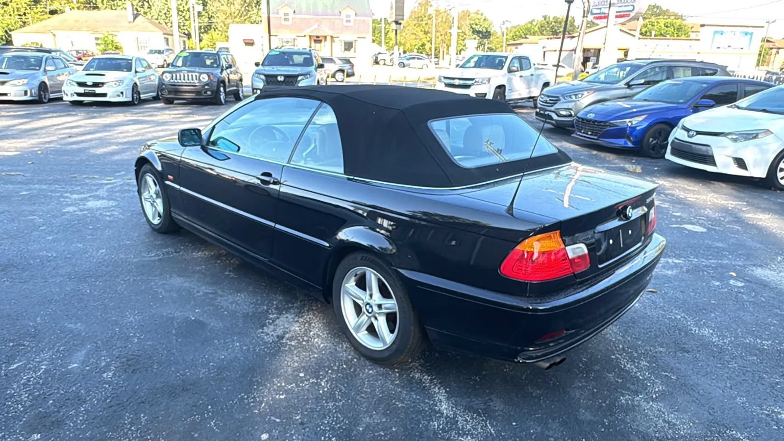 Used 2002 BMW 325Ci Convertible RWD image 5