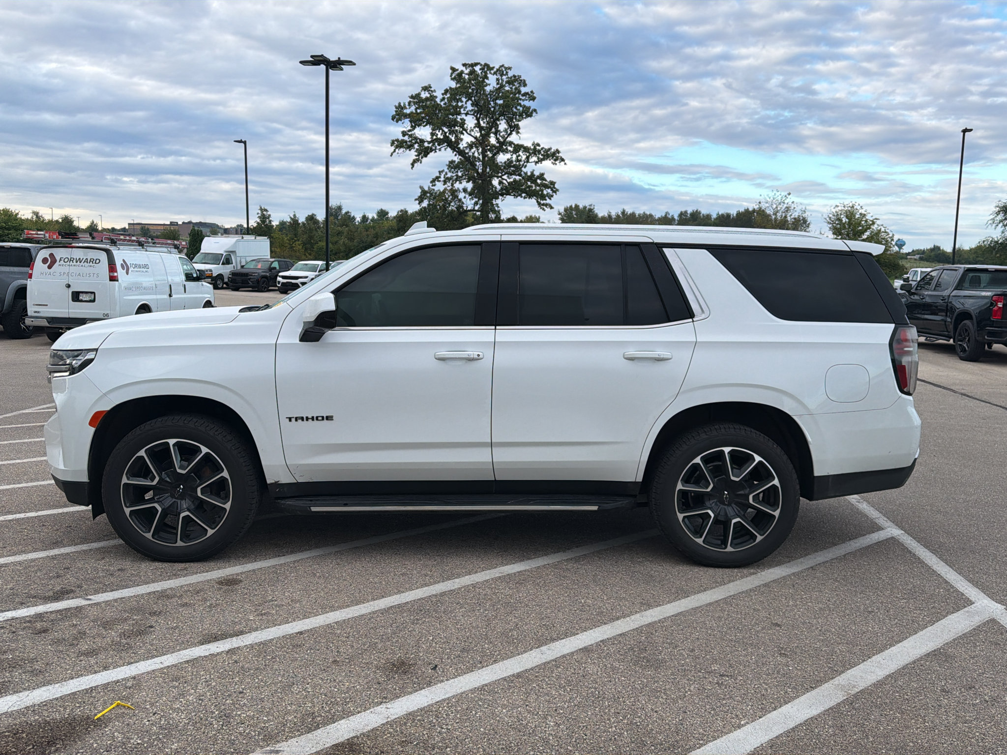 Used 2023 Chevrolet Tahoe LS w/ Driver Alert Package AWD/4WD image 2
