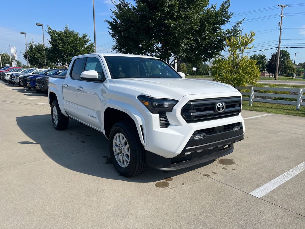 New 2025 Toyota Tacoma SR5 image 7