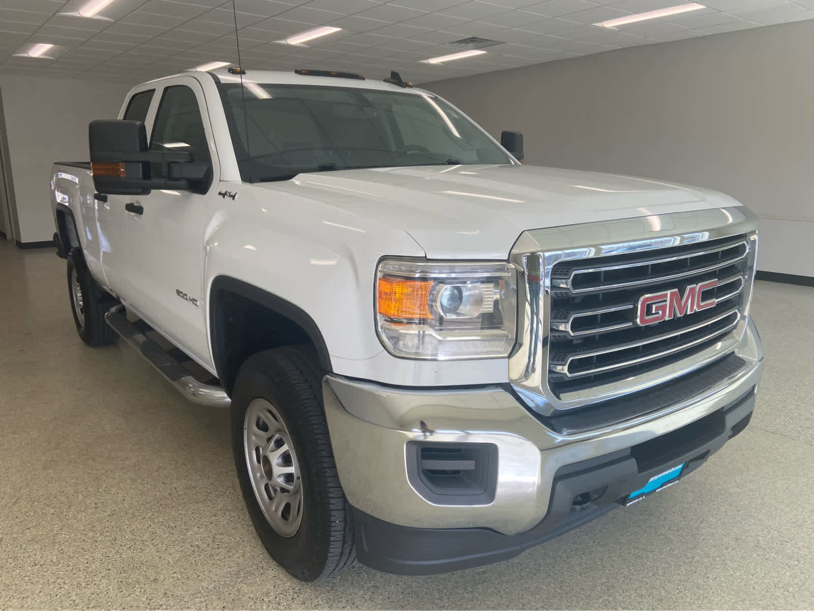 Used 2016 GMC Sierra 2500 4x4 Double Cab w/ Sierra Convenience Package image 3