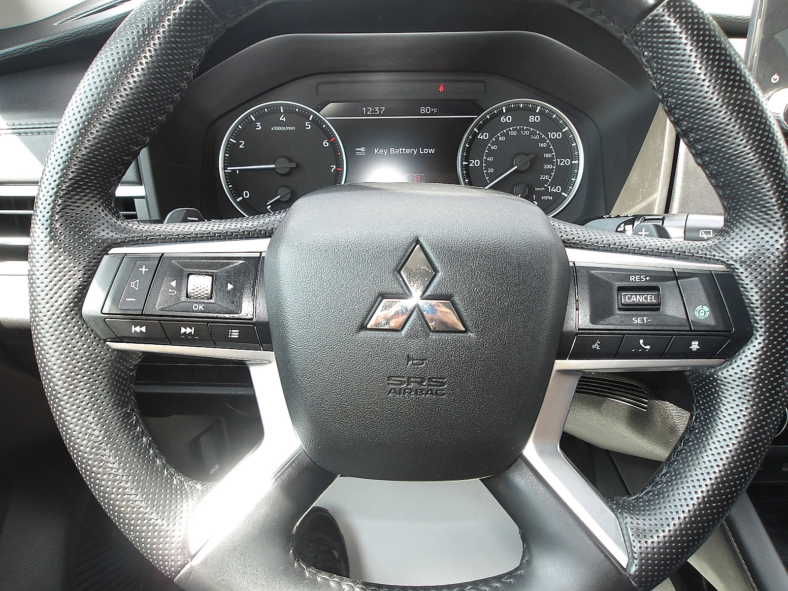Used 2022 Mitsubishi Outlander SE AWD/4WD image 18