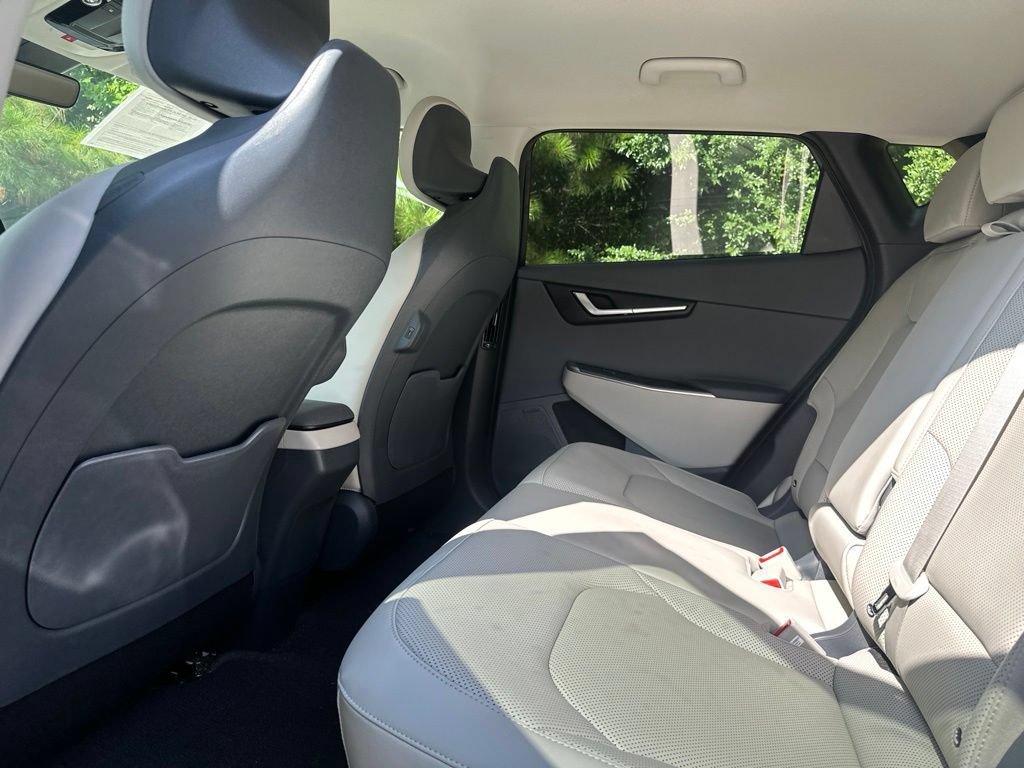Used 2024 Kia EV6 Wind w/ Wind Technology Package AWD/4WD image 18
