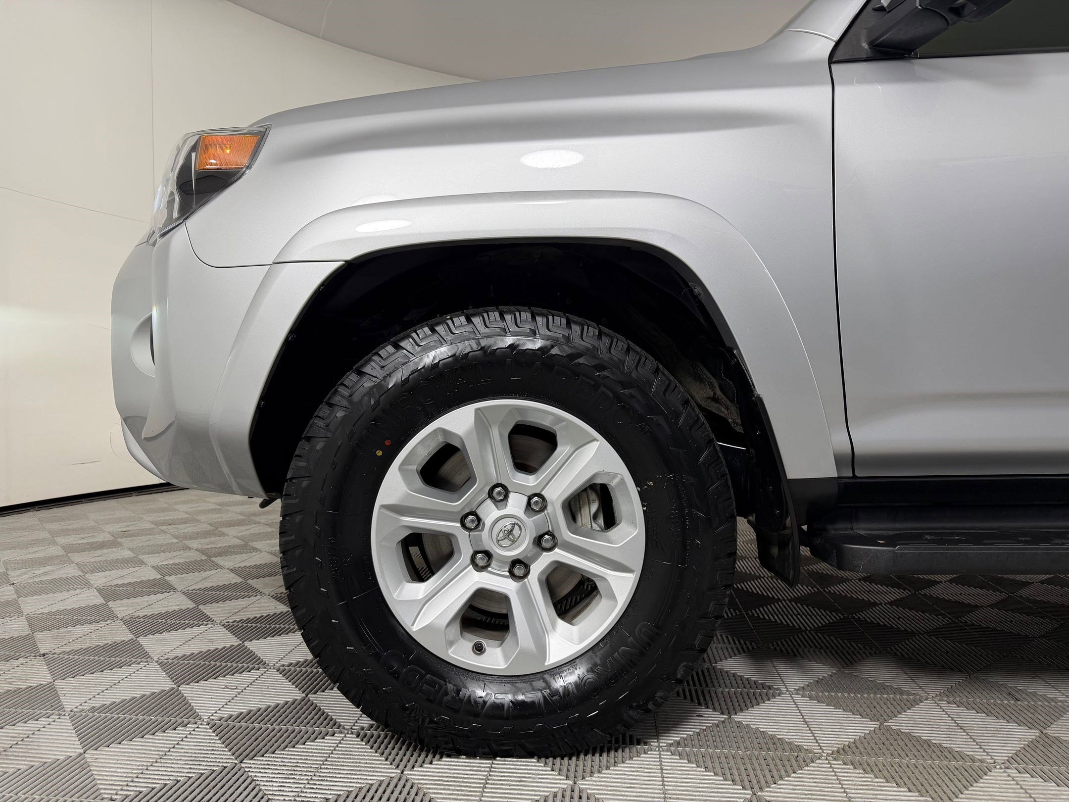 Certified 2024 Toyota 4Runner SR5 Premium image 10