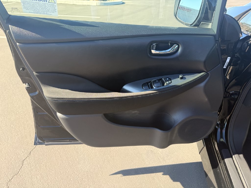Used 2024 Nissan Leaf S FWD image 9