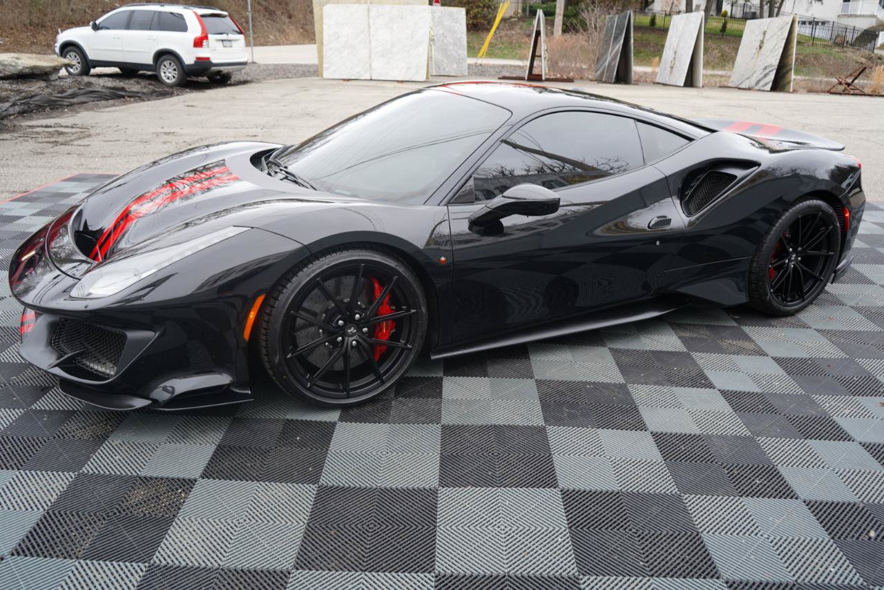 Used 2020 Ferrari 488 Pista Coupe RWD image 11