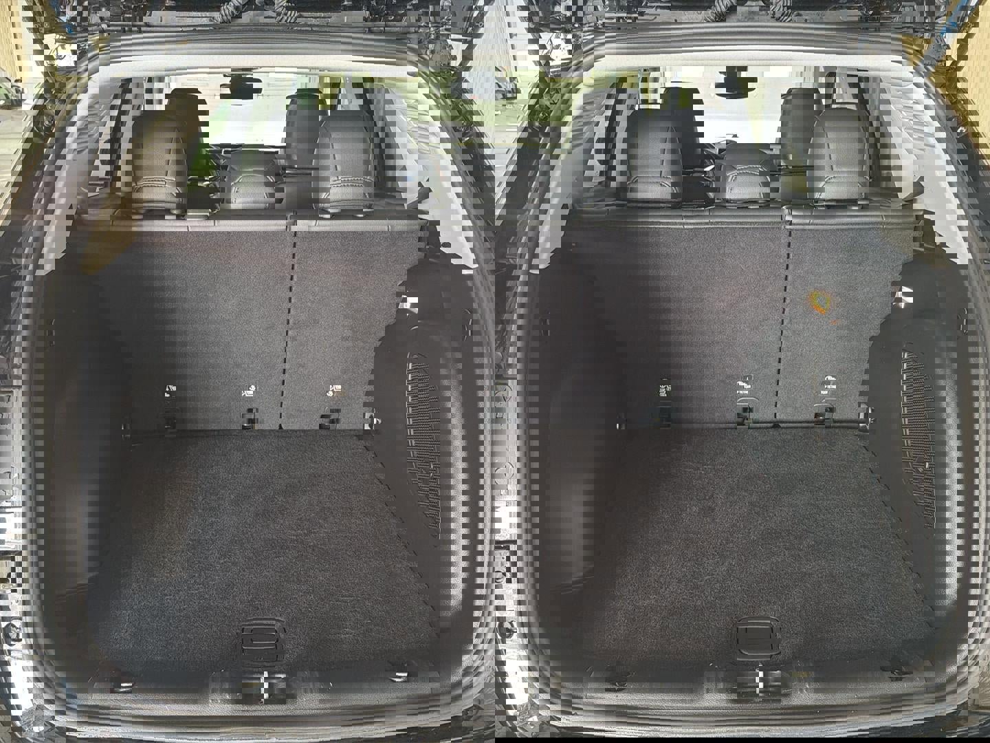 Used 2022 Jeep Compass Limited w/ Sun and Sound Group image 9