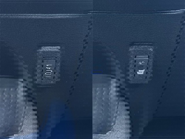 Used 2025 Toyota Corolla LE image 22