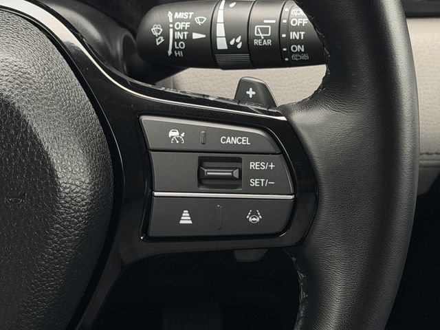 Used 2025 Honda Pilot EX-L image 13