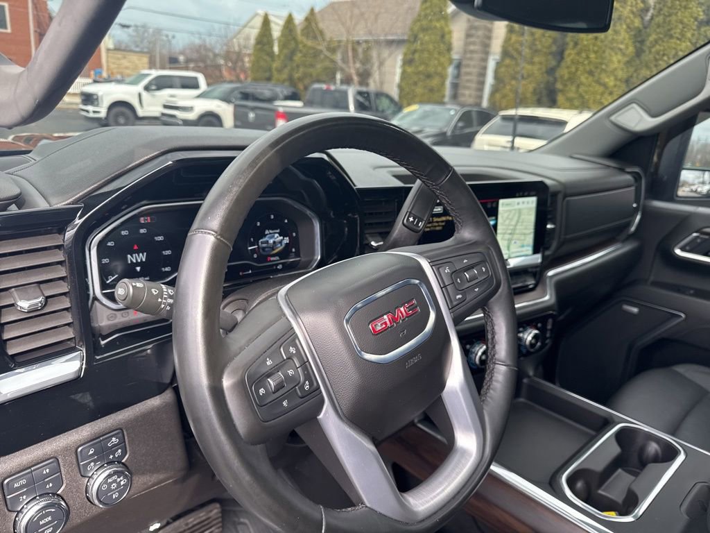 Used 2025 GMC Sierra 2500 SLT image 17